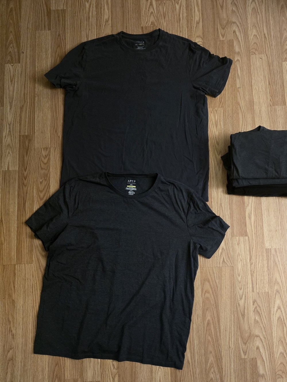 Apt. 9 Men's Crew Neck Tees Lot Of 8 Charcoal Gray And Black XXL Super Soft - Picture 4 of 4